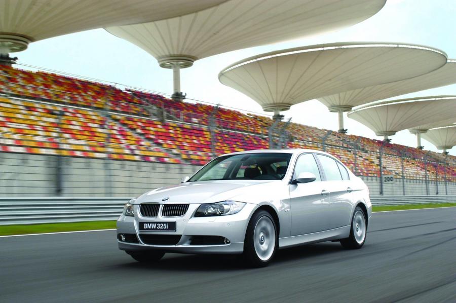  BMW 3-Series 2006 года  (фото 19 из 108)